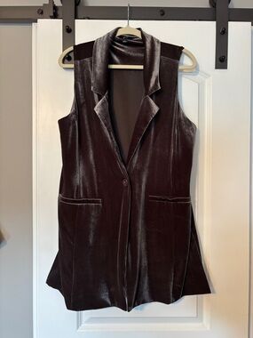 GNW Vest Silvery GrayVelvet Button Down Size Large
